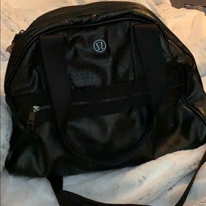 Lululemon duffel bag